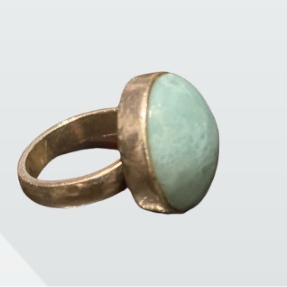 Natural Larimar Stone/ Crystal in Sliver Silver Ring Setting Size 6 - Picture 4 of 12